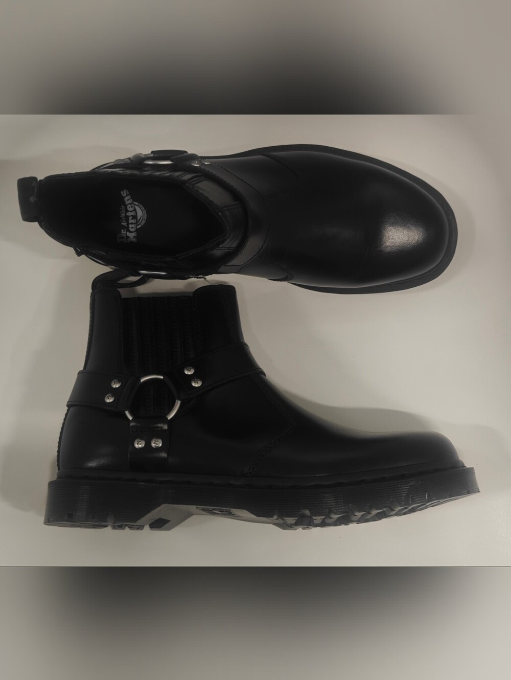 Dr. Martens Men's Black Leather Harness Chelsea Boots M11/W12